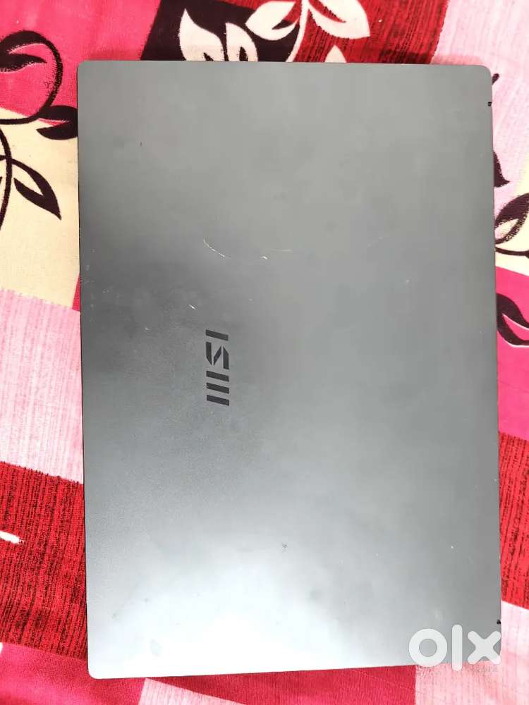 MSI Modern 14 B5M-242IN Thin and Light Laptop