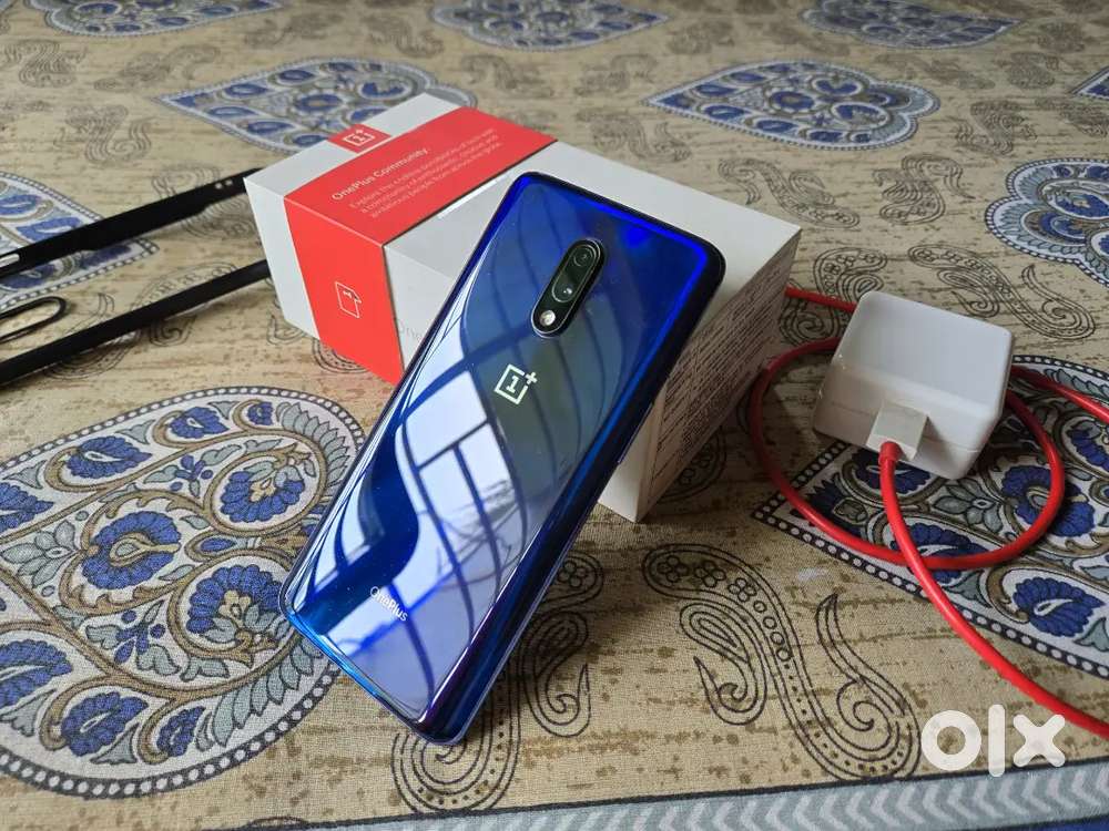 Oneplus 7 (Blue colour)6gb Ram and 128 gb verient
