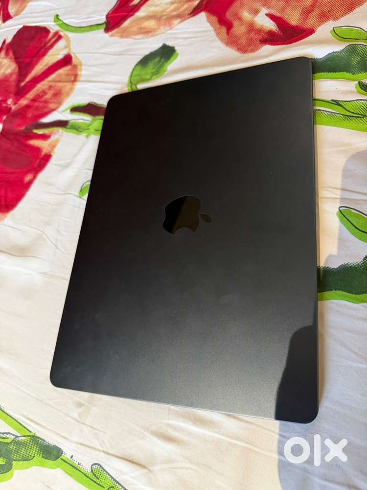 Apple macbook air M2 256 GB BLACK