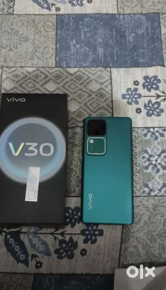 VIVO V30 8/128