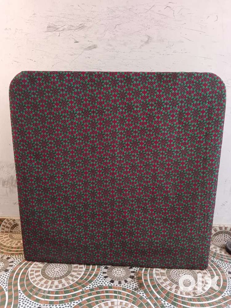 Folding bed metal single bed.