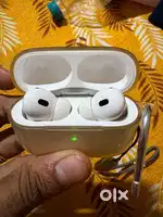 Apple Airpods Pro (2nd Gen) type C.