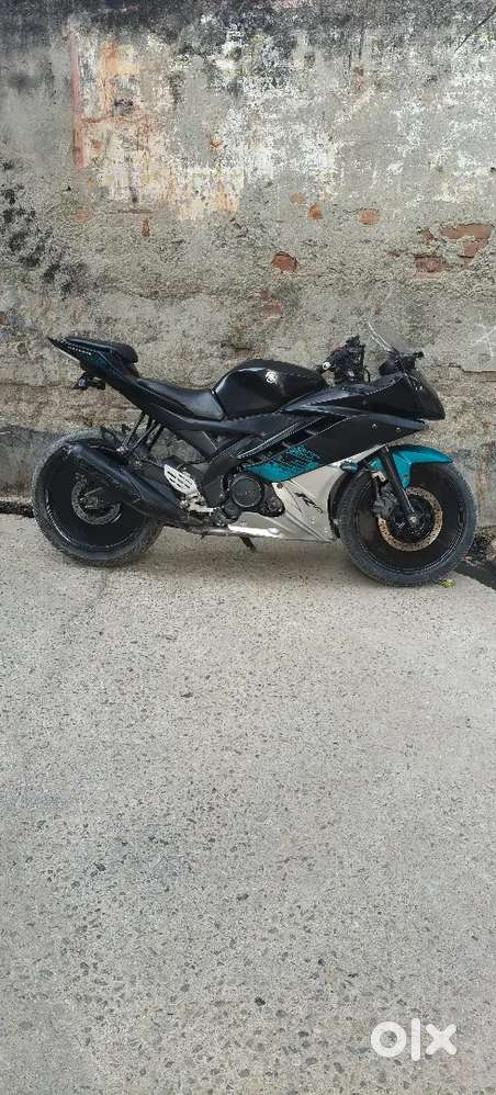 R15 v2 all original Balck 22 December 2017 model