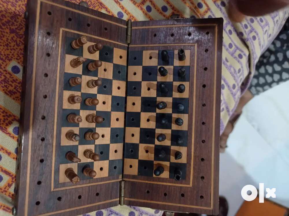 I want to selling my sandalwood chessboard