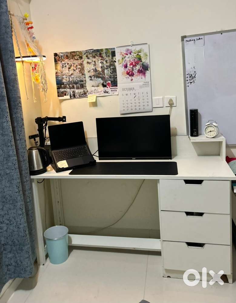 Custom-Made White work desk/table – 3 Drawers, Super Sturdy