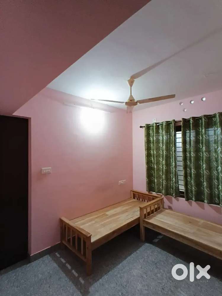 Girls PG with food and cooking facilities