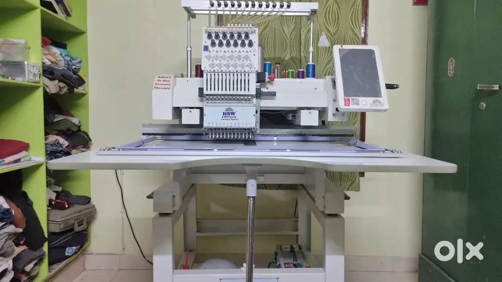 Computer embroidery machine