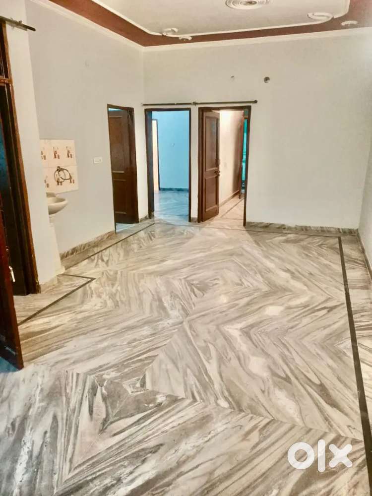 Owner free 2BHK in gated society sigma city lohgarh zirakpur for Rent
