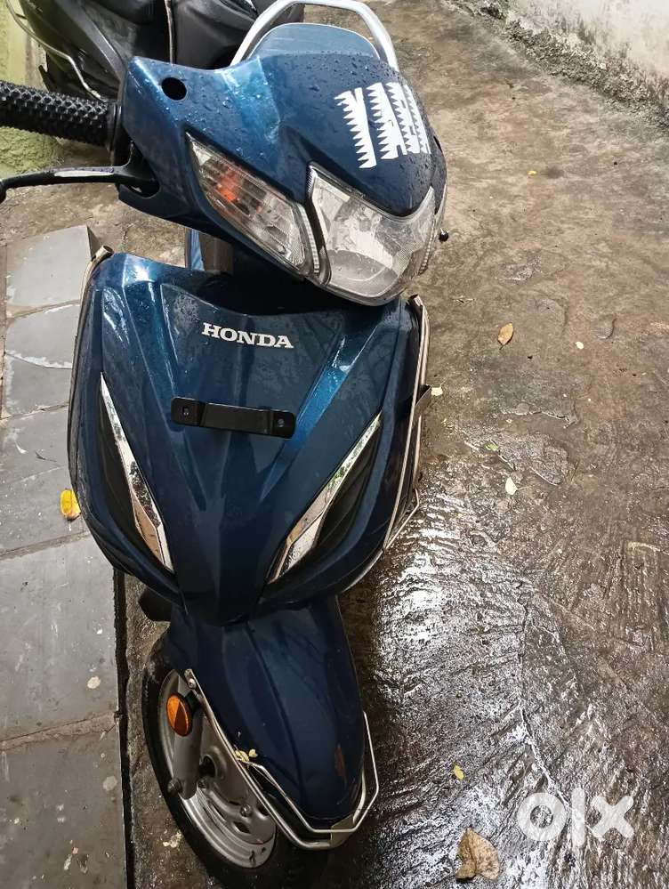 Showroom track bike