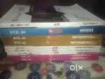 STD XI Science  JEE/NEET/CET Full Set – 9 Books – Excellent Condition