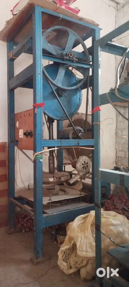 Dona pattal machine