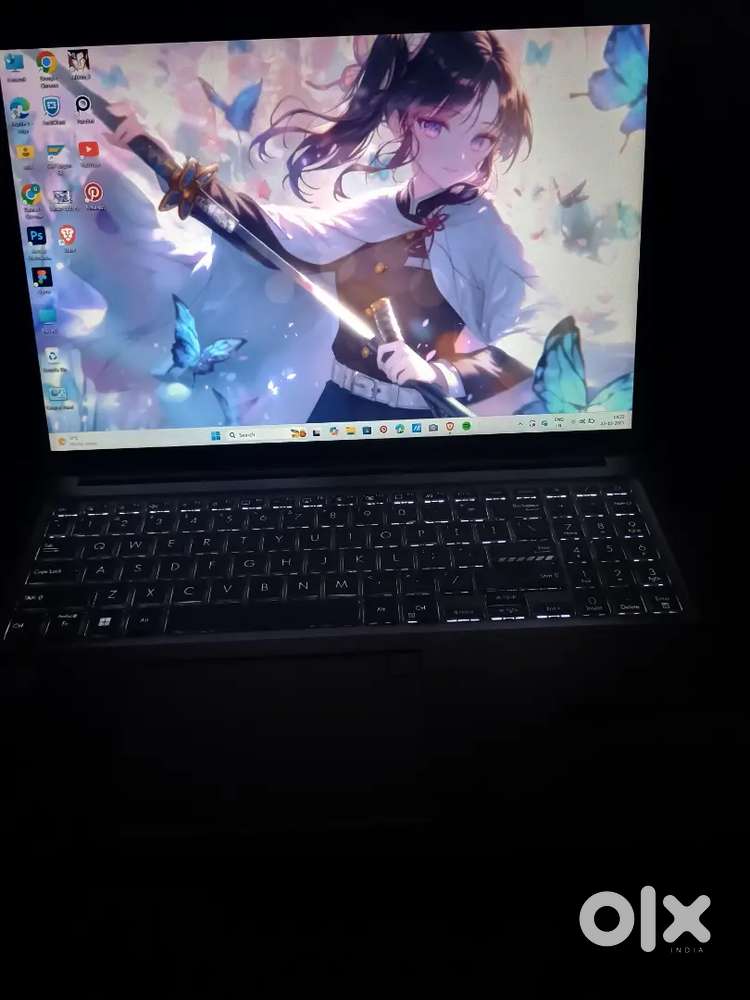 Asus Vivobook 16