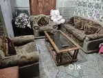 5 seater sofa with center table