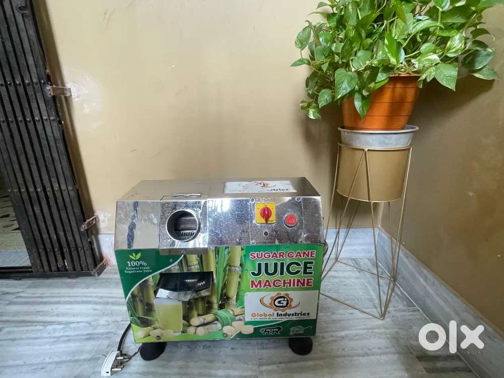 Compact sugarcane machine