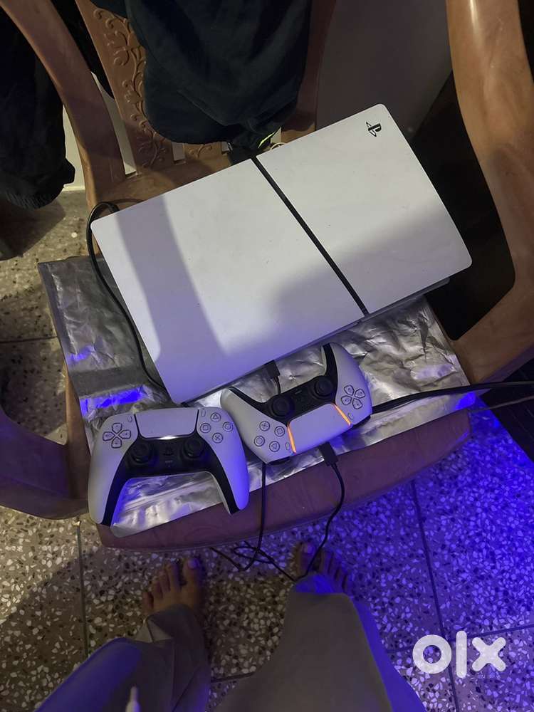 Ps5 5 month warranty left buy in official showroom, Sony