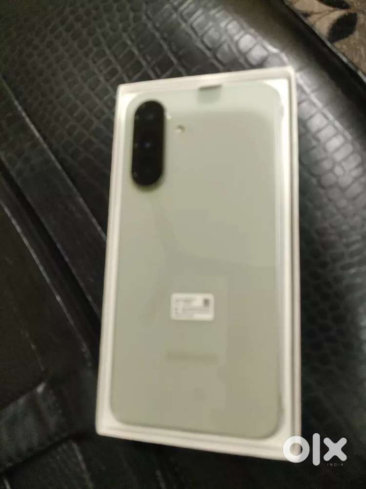 Samasung A56 5G 8/256 GB