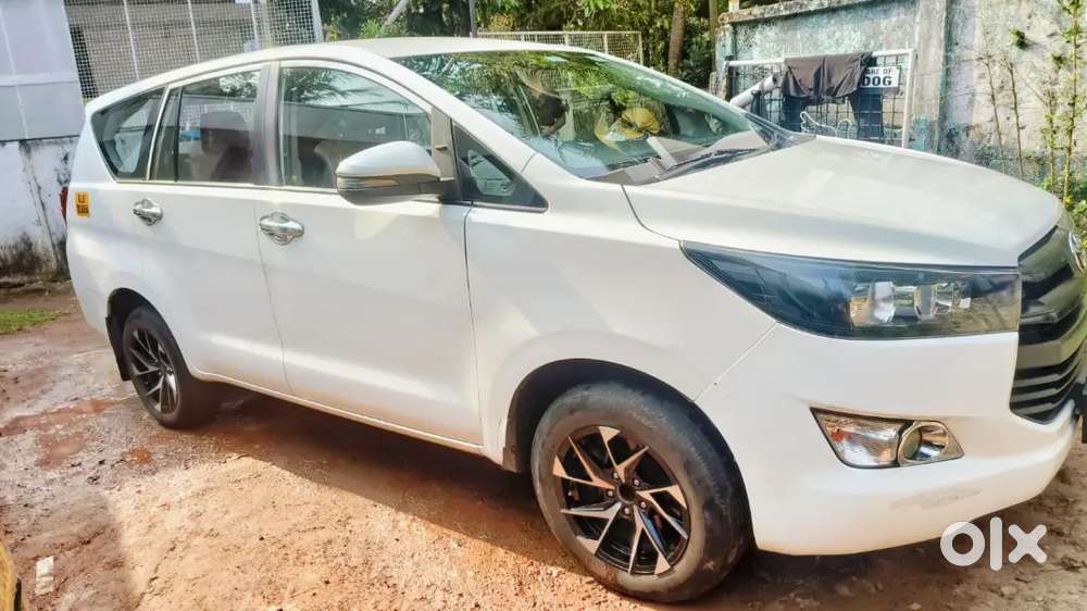 NEED TAXI CARS WITH DRIVER FOR TRAVEL AGENCY