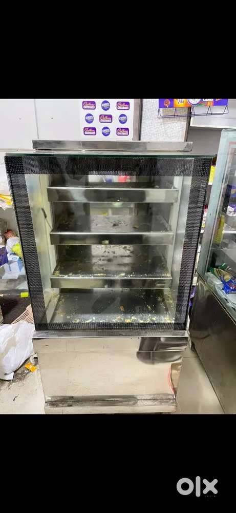 Patties hotcase and patties counter