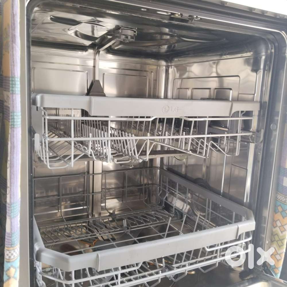 LG 14 Place Dishwasher
