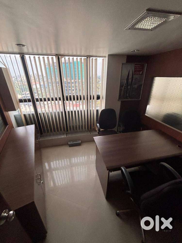 Fully Furnished Office with Parking – MG Road, Kochi