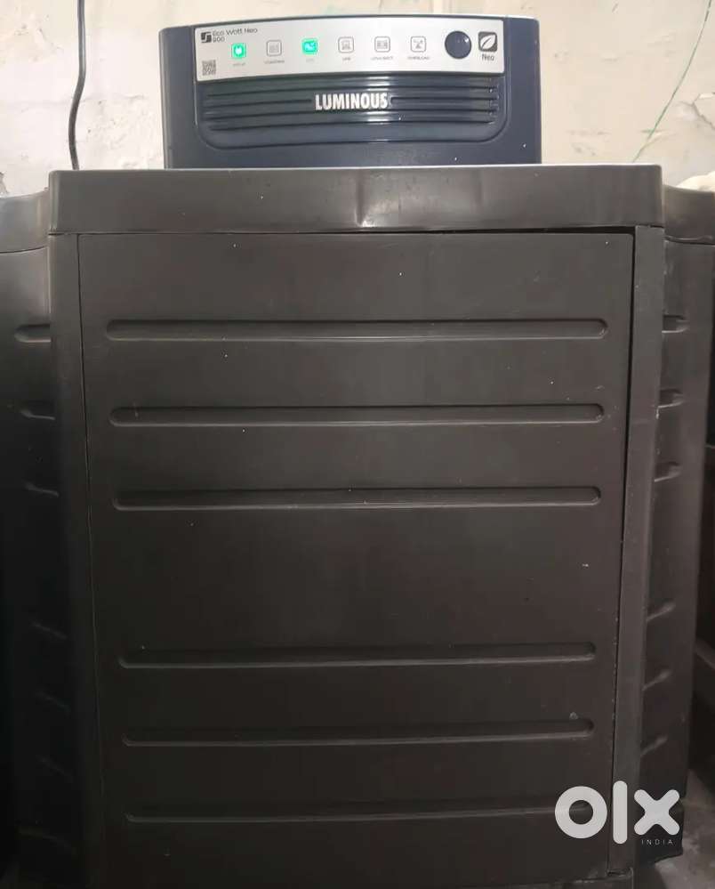 Luminous Inverter with Exide Battery Under warranty is on urgent sell