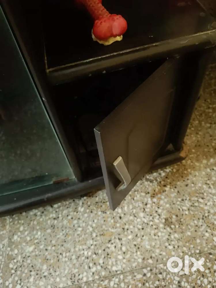 TV Set Table