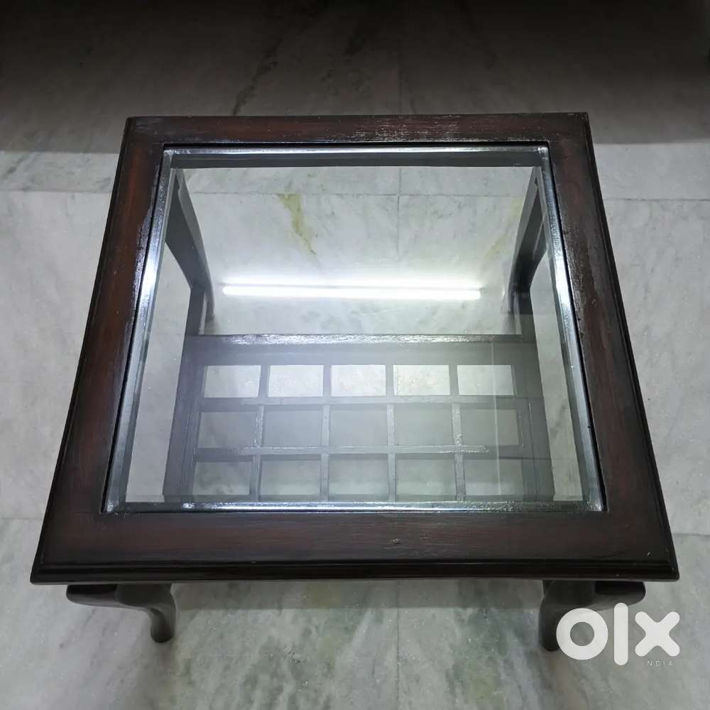 New wooden table 2x2 feet