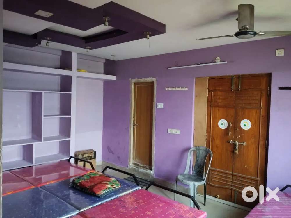 BACHELOR BOYS Room sharing Available (TECH MAHINDRA,WNS, WIPRO ROAD)