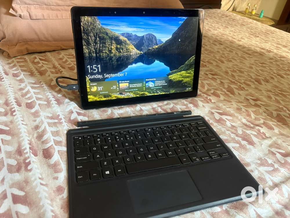 Dell latitude 5825 2 in 1
