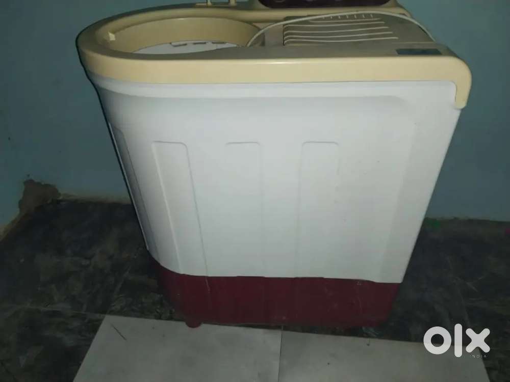 WASHING MACHINE TOP CONDITION