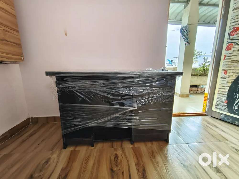 Computer Table