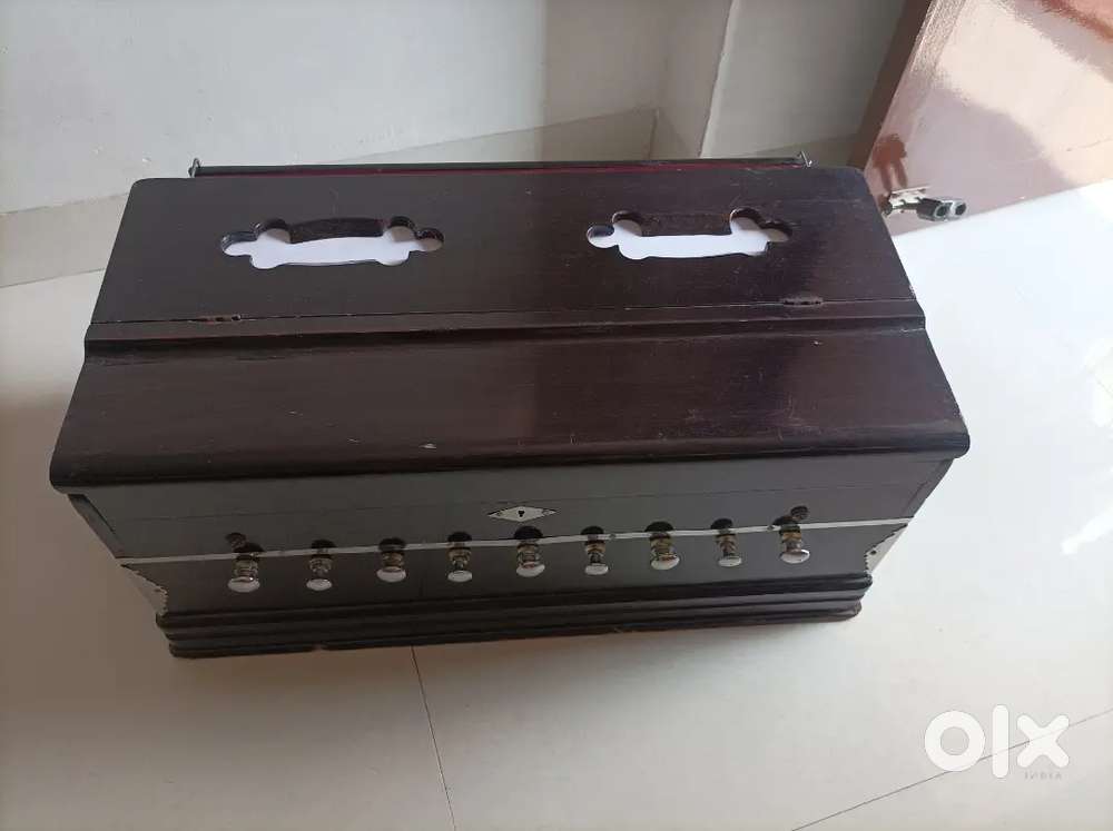 Harmonium in good condition