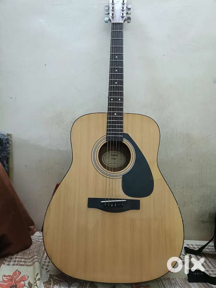 Yamaha F280