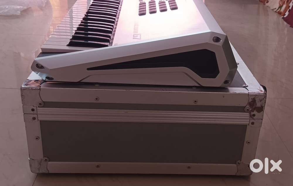 Roland Fantom G7