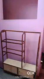 Furniture for keeping clothes
