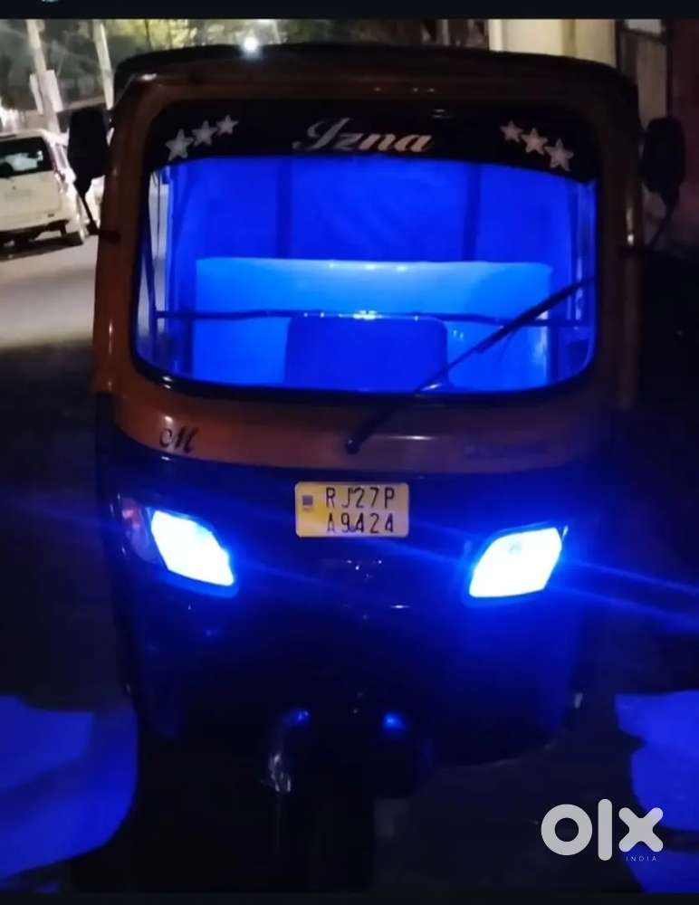 TVS king aoto riksha raning candisan piyor patrol kamplit he gadihe ok