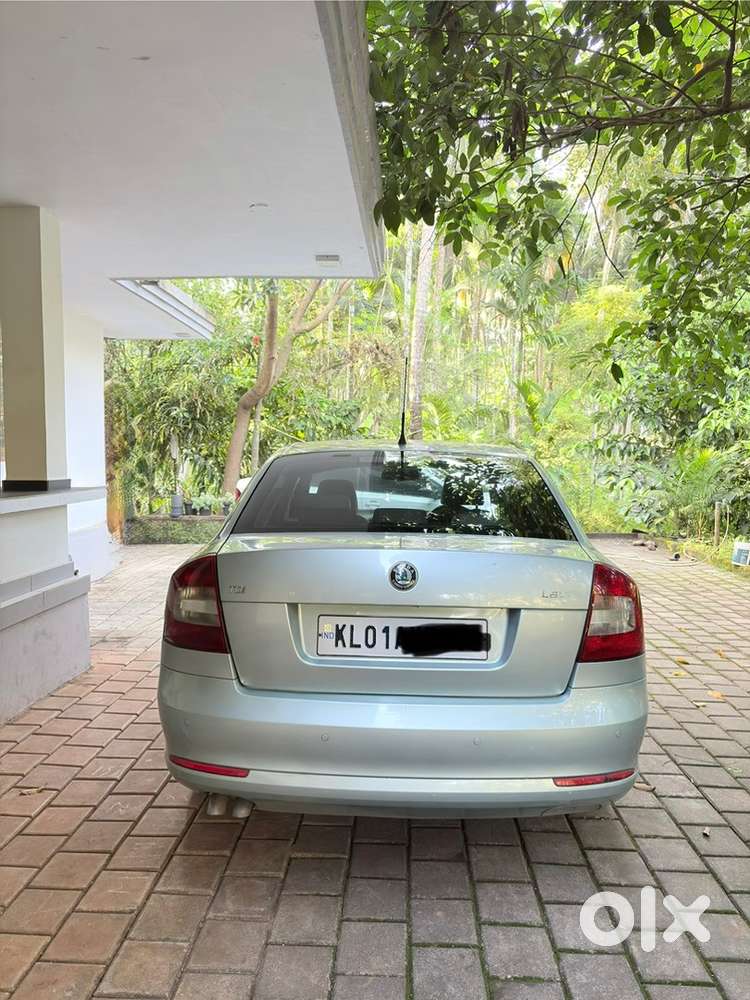 Skoda Laura 2010 Diesel 65865 Km Driven