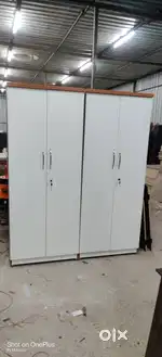 PREMIUM QUALITY 4 DOOR WARDROBE- SPACE SAVER