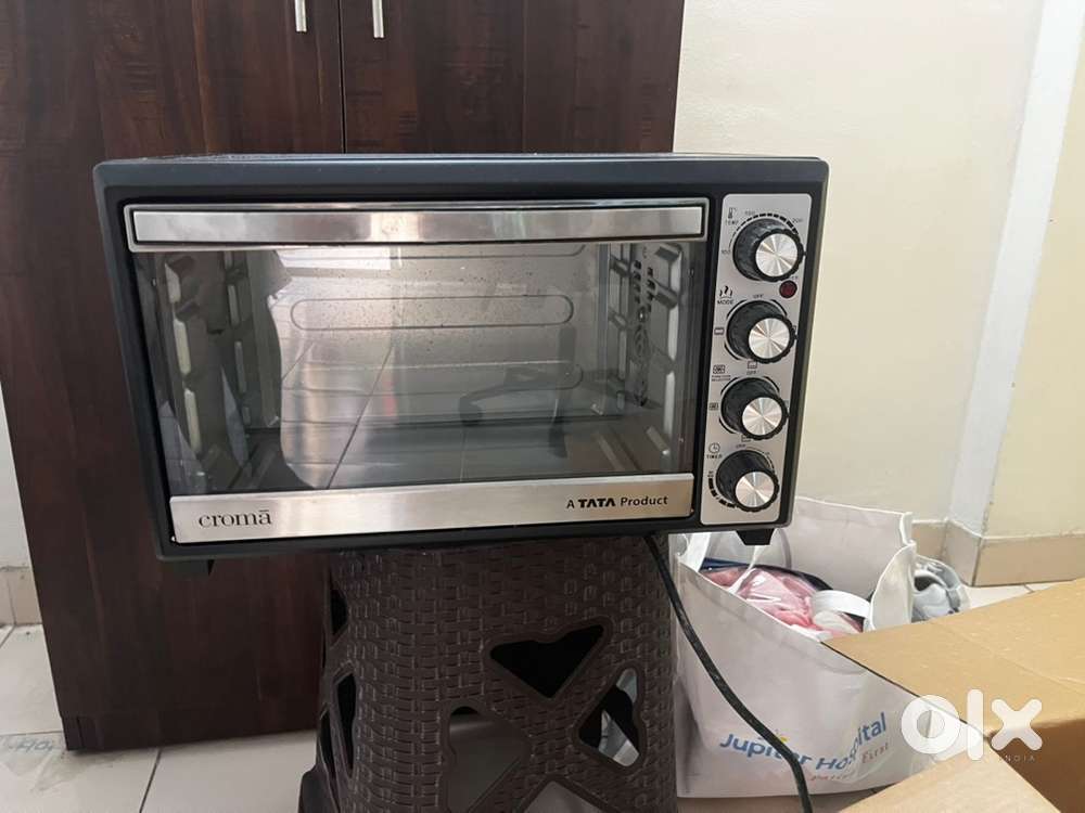 In warrenty Rarely Used OTG (Oven Chroma)