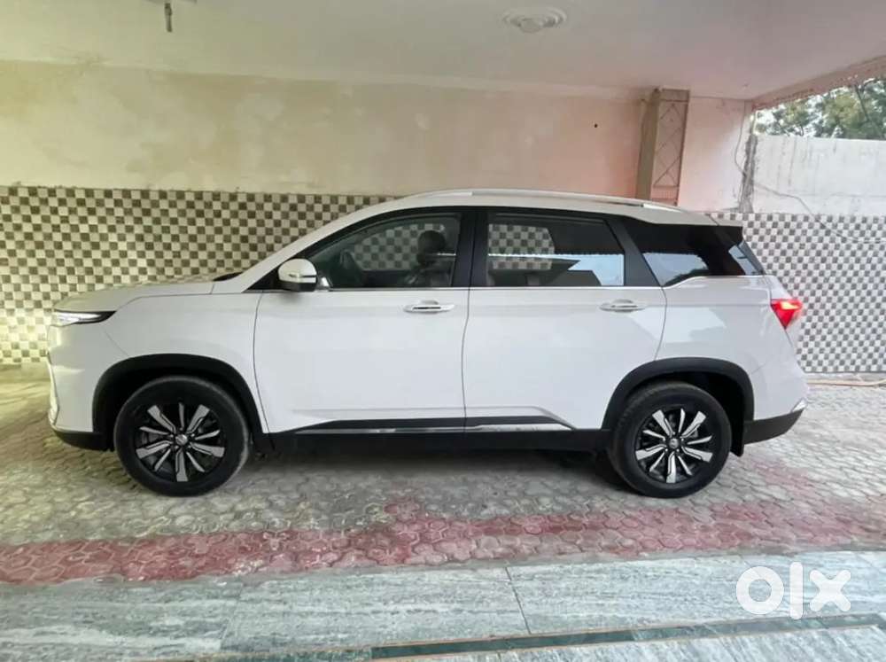 MG Hector Plus 2021 Petrol 22838 Km Driven