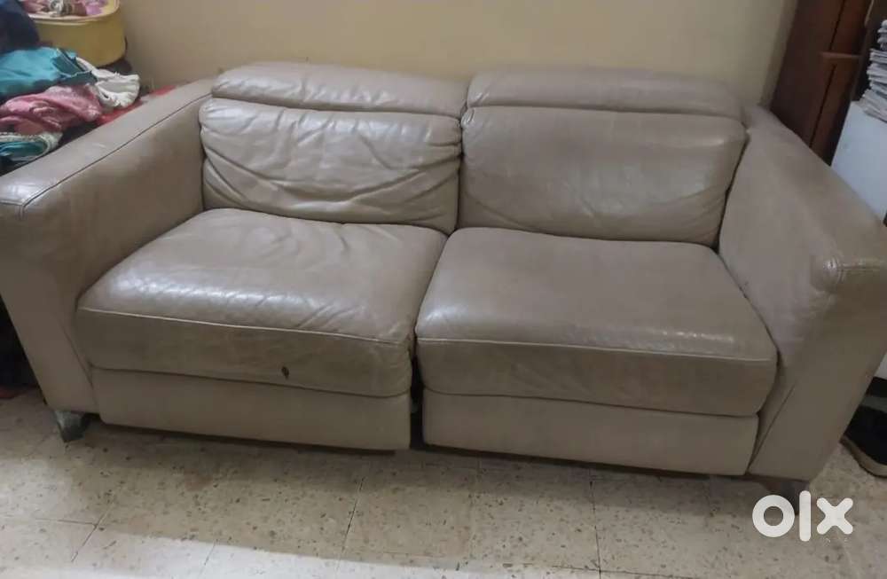 Premium Leather Sofa's for urgent  sale