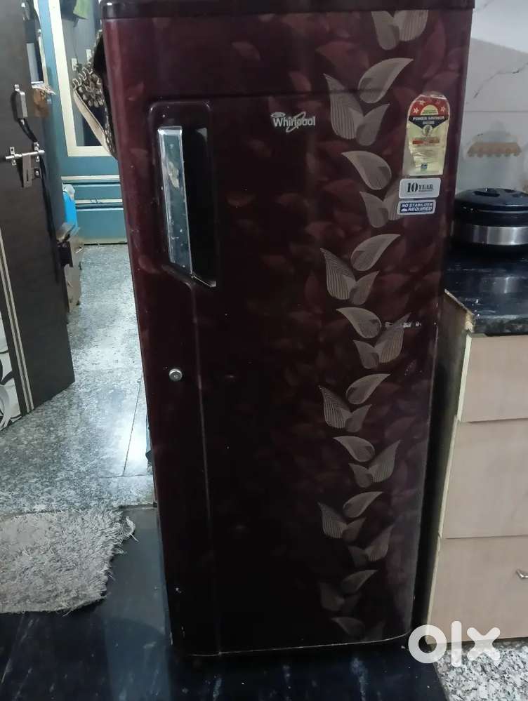 Single door fridge in chalu condition