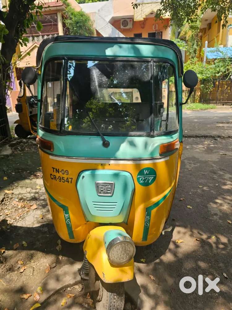 Bajaj auto rent lpg/cng