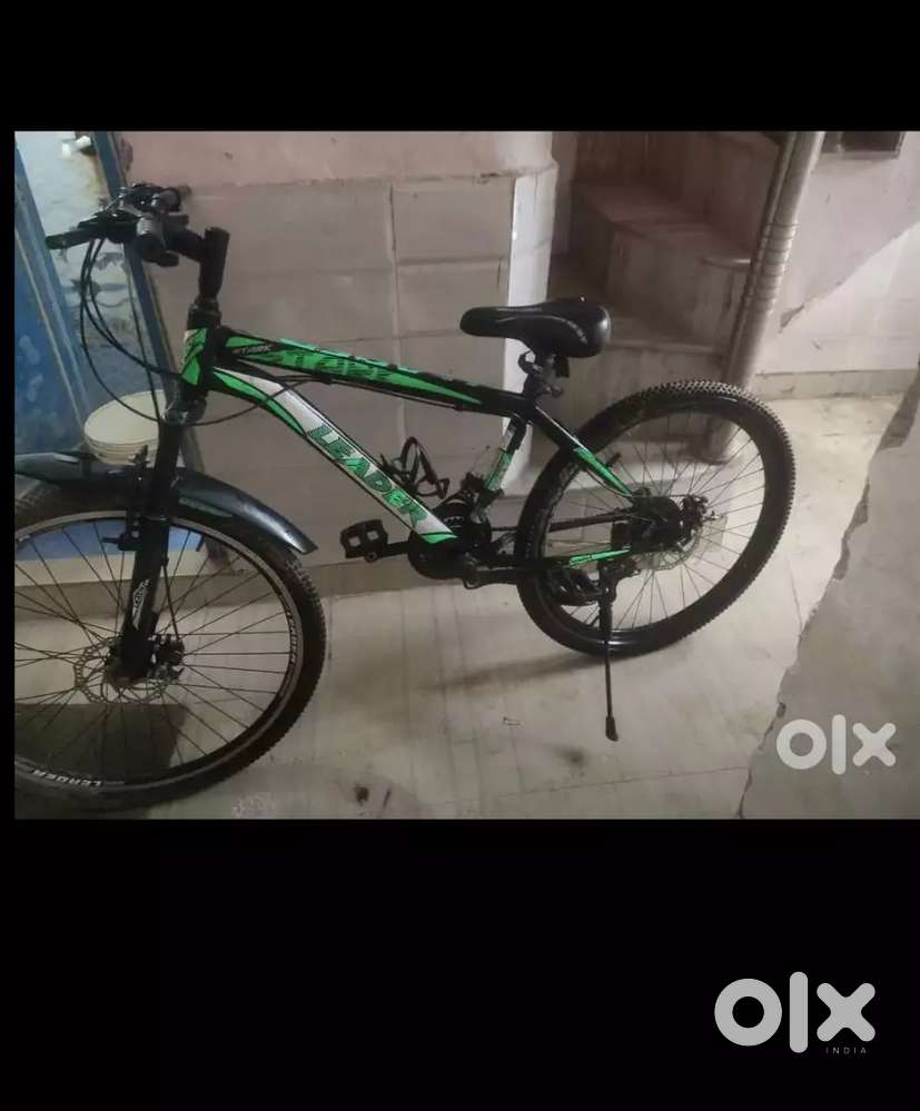 Brandnew condition gear cycle with disc brakes