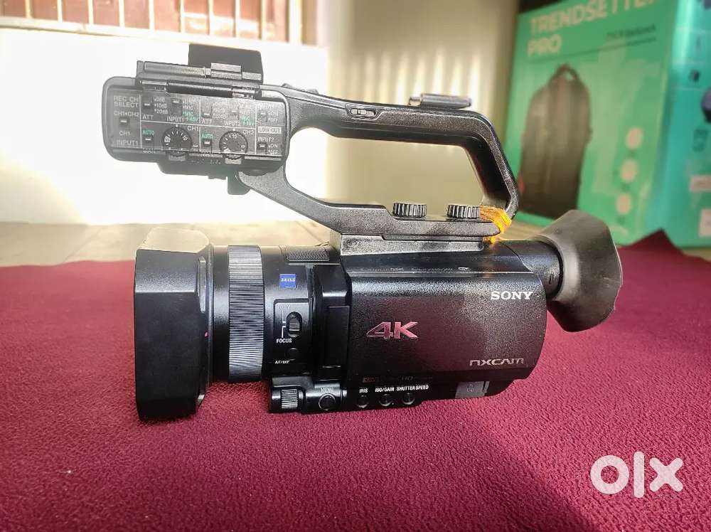 Want to sell SONY NX80 Professional Camera in Excellent Condition