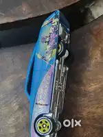 Avengers Hawkeye special sports car