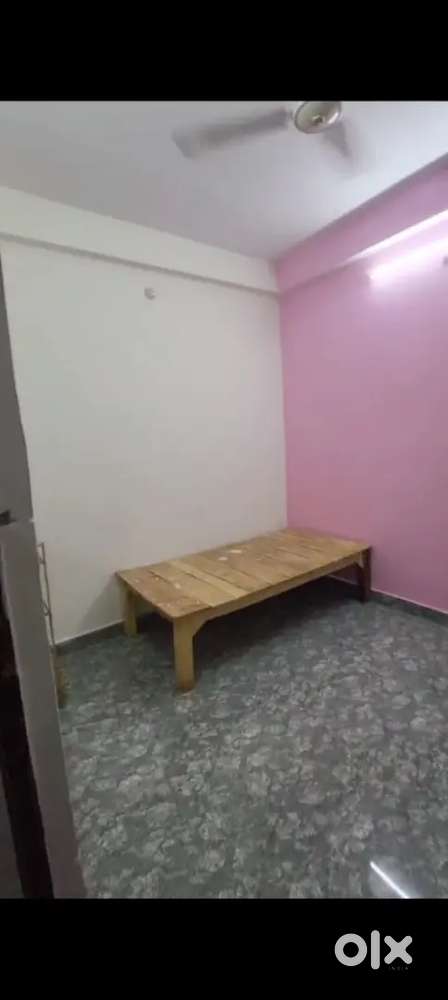 Room for rent near by Ecc