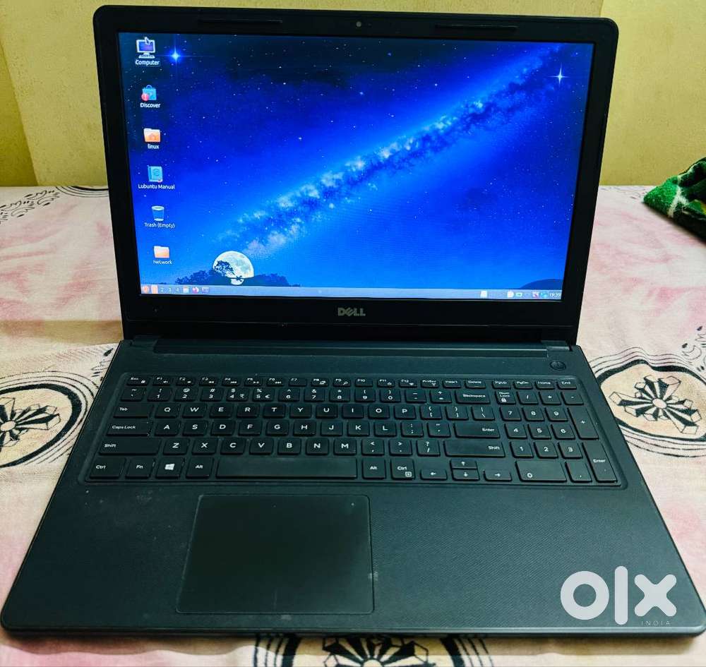 DELL Vostro 15 Intel Core i3 7th Gen 7020U - (4 GB/1 TB HDD/LINUX)
