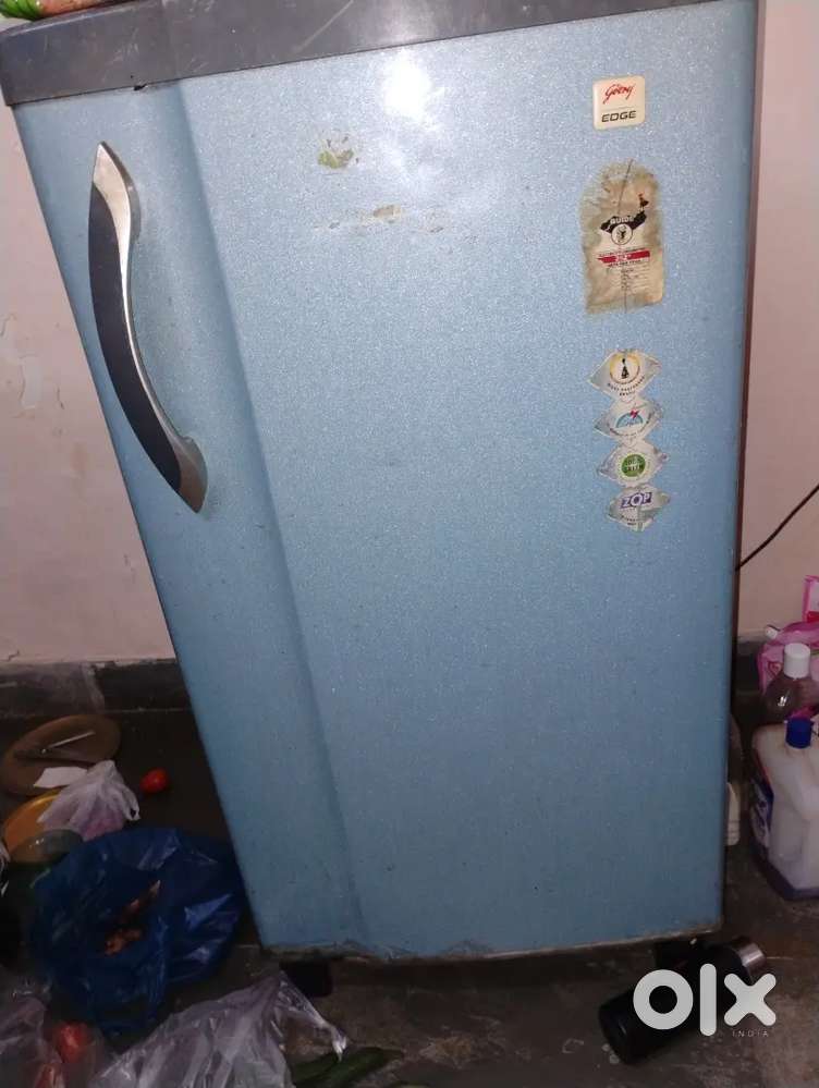 godej edge fridge