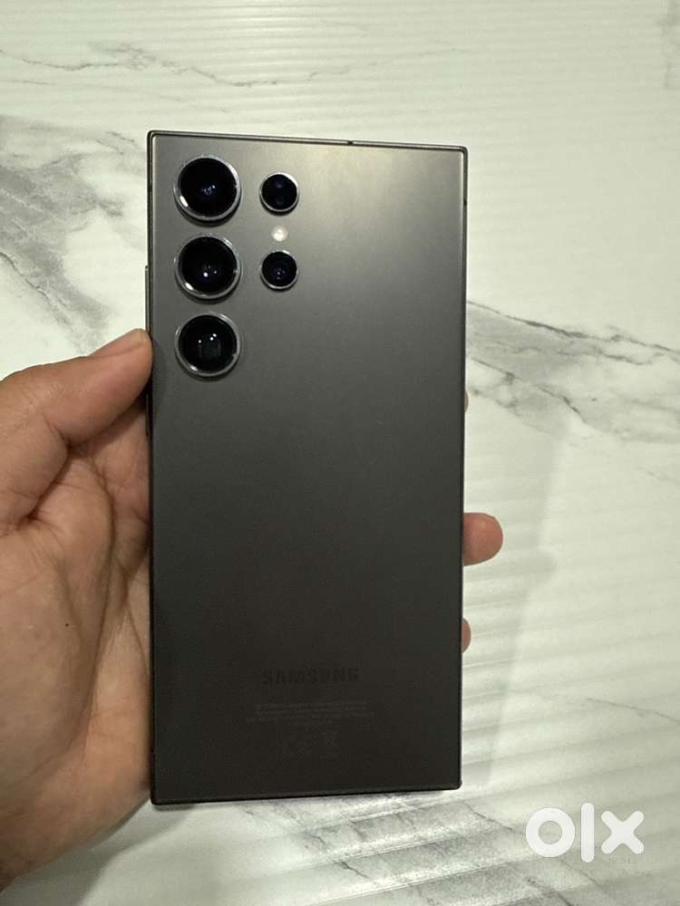S24 ultra 12gb&256.. 3 months used dubai piece.with box